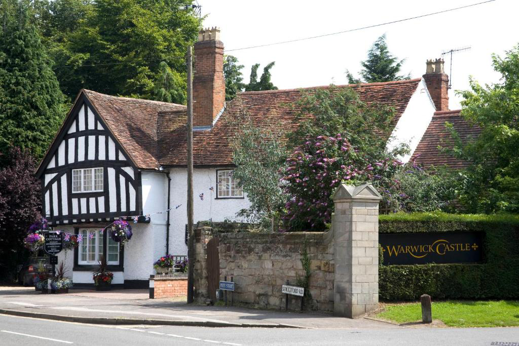 Outside view of Park Cottage