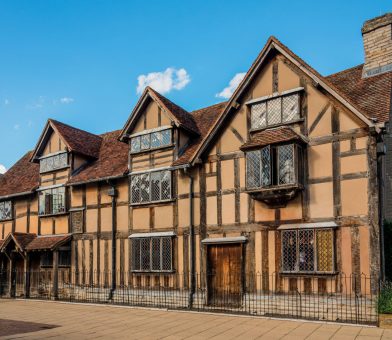 shakespeare's birthplace in stratford-upon-avon